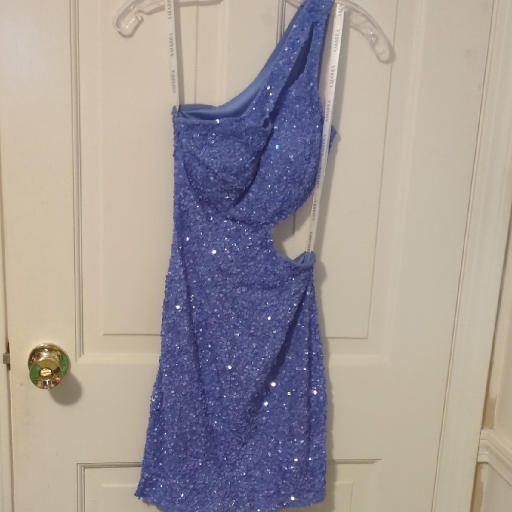 Elegant Blue Sequin One-Shoulder Dress